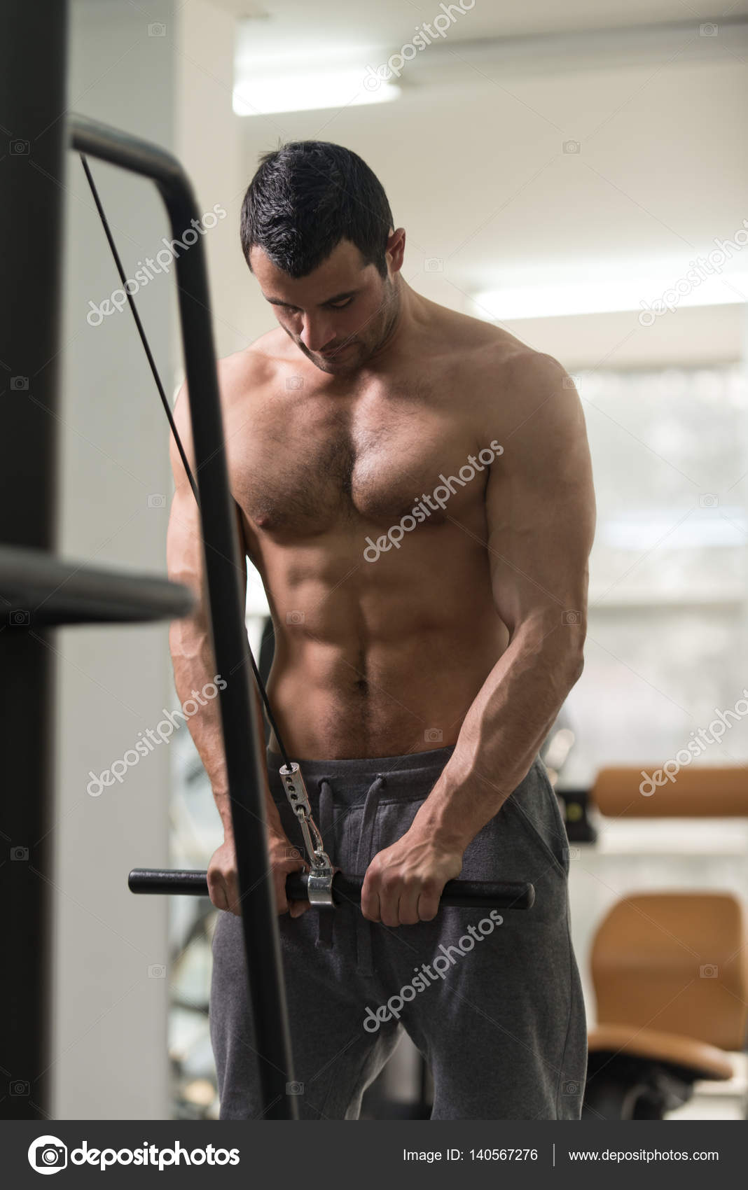 Triceps üzerinde alıştırmalar - ne için Triceps üzerinde alıştırmalar - ne için