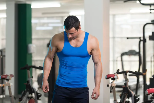 Portrait Of A Physically Fit Man In Undershirt — Stock Photo, Image