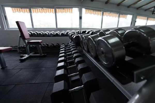 Equipamentos Máquinas Moderno Centro Fitness Sala Ginástica — Fotografia de Stock