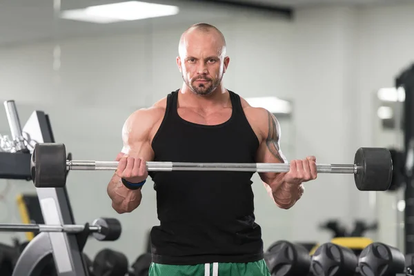 Činka biceps cvičení — Stock fotografie