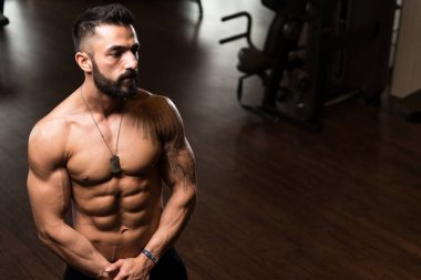 Sağlıklı bir insan altı paketi ile