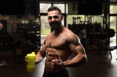 Vücut geliştirmeci içme suyu Shaker