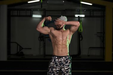 kasların esneme vücut geliştirmeci