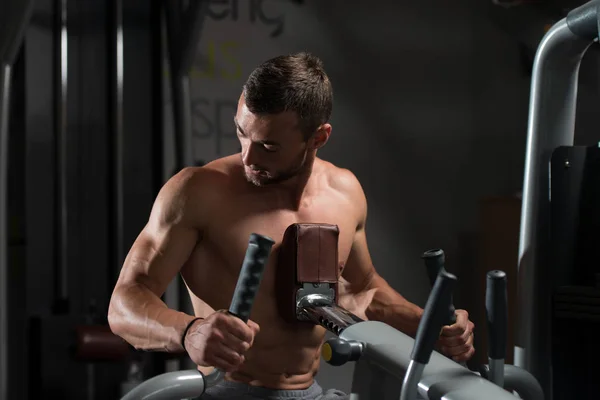 Man Doing Heavy Weight Exercise For Back — Stock Photo, Image