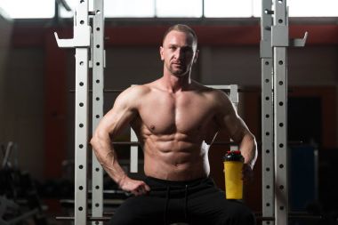 Vücut geliştirmeci içme suyu Shaker