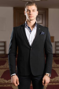 İşadamı dua cami de