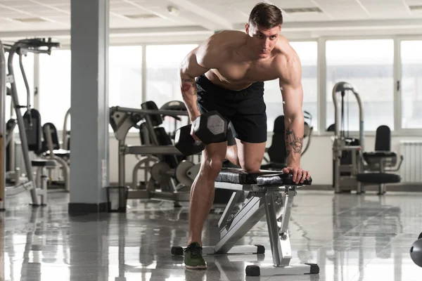 Back Exercise With Dumbbells In A Gym — Stock Photo, Image