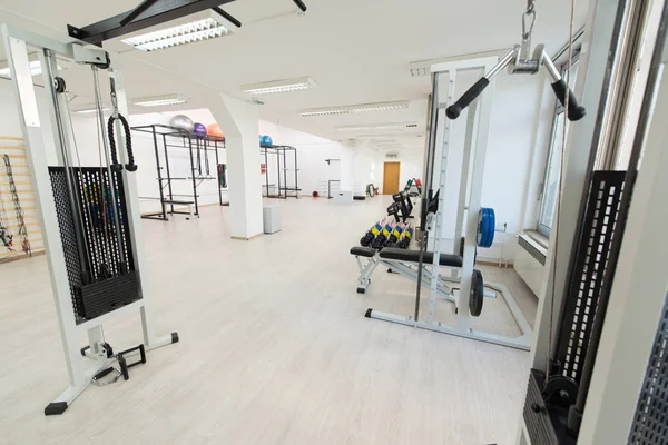 Centre Remise Forme Moderne Salle Gym Avec Équipement Les Machines — Photo