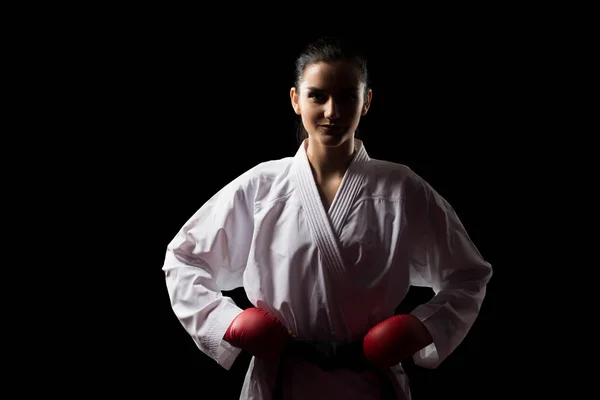 Retrato de uma mulher em Kimono fundo preto — Fotografia de Stock