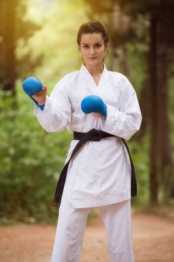 Kadın beyaz eğitim karate Park