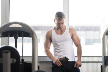 Vücut geliştirmeci içme suyu Shaker