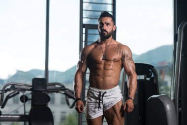 kasların esneme vücut geliştirmeci