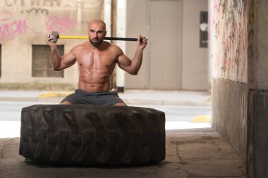 Çekiç ve Traktör Lastiği egzersiz sonra dinlenme