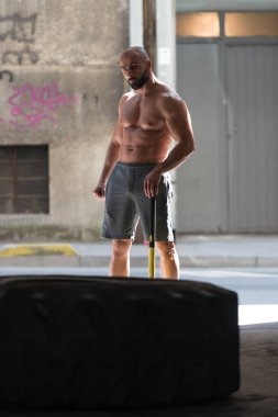 Çekiç ve Traktör Lastiği egzersiz sonra dinlenme