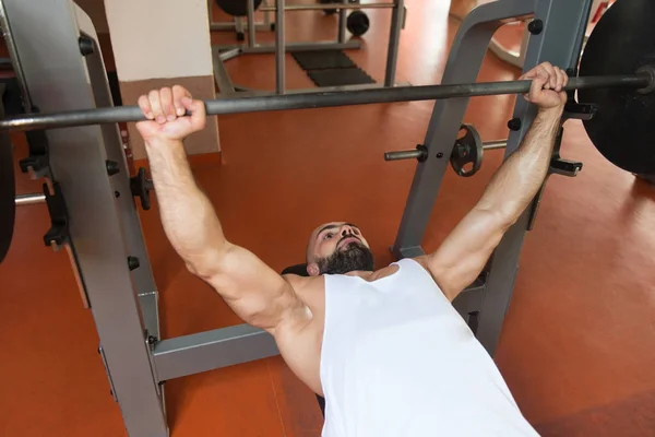 Man Working Out Chest — Stock Photo, Image