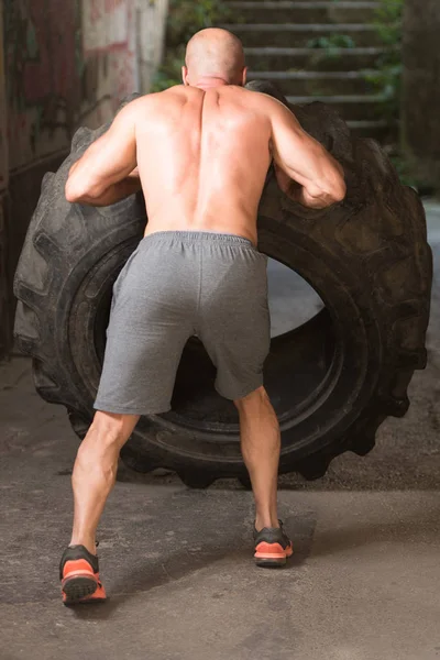 Tire Workout Exercise — Stock Photo, Image