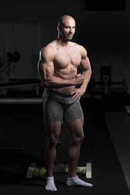 kasların esneme vücut geliştirmeci