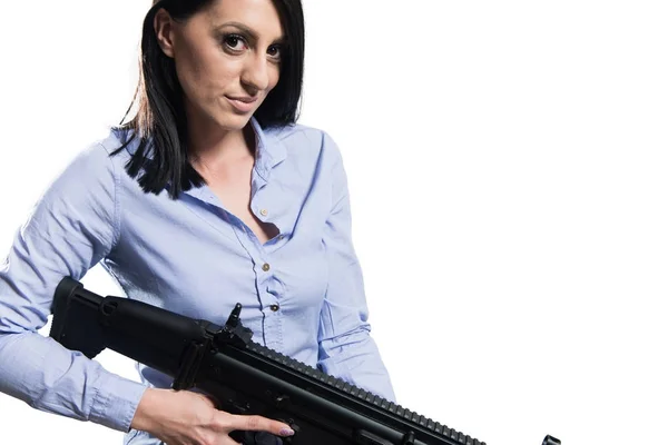 Mujer con pistola Aislada sobre fondo blanco — Foto de Stock