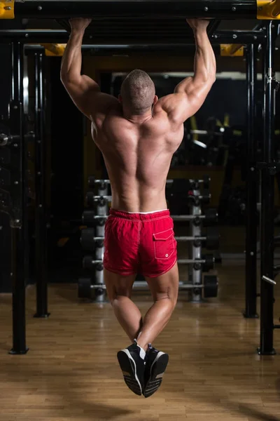 Bodybuilder Doing Pull Ups Best Back Exercises — Stock Photo, Image