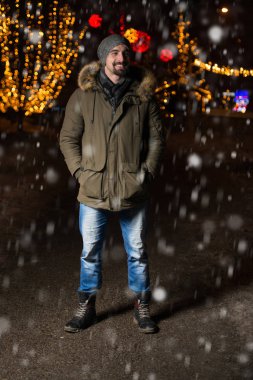 Holiday Market genç bir adam portresi