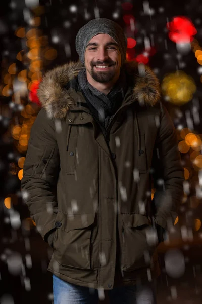 Holiday Market genç bir adam portresi