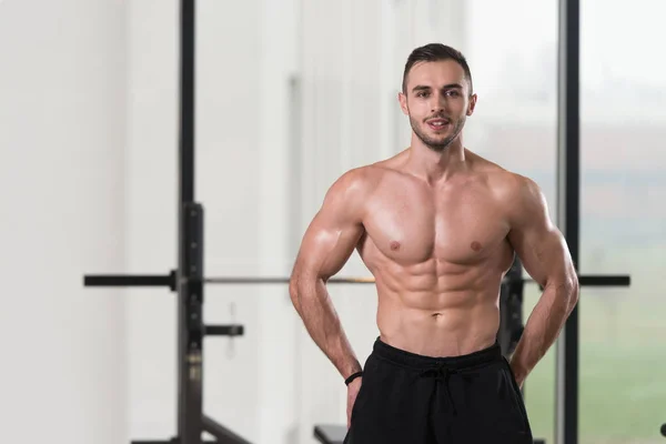 Portrait Young Physically Fit Man Showing His Well Trained Body — Stock Photo, Image