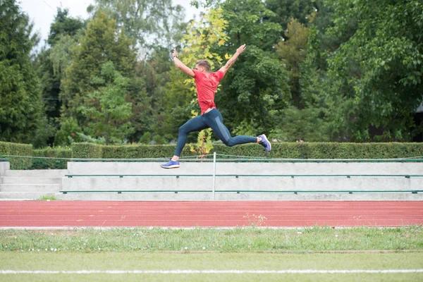 Homem correndo — Fotografia de Stock