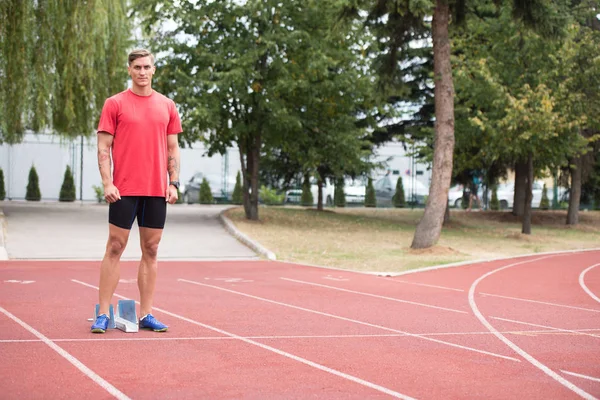 Porträt eines fitten Sprinters — Stockfoto