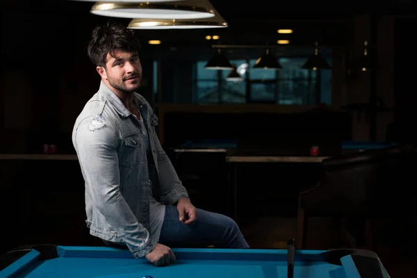 Portrait Of A Young Male Model Playing Billiards — Stock Photo, Image