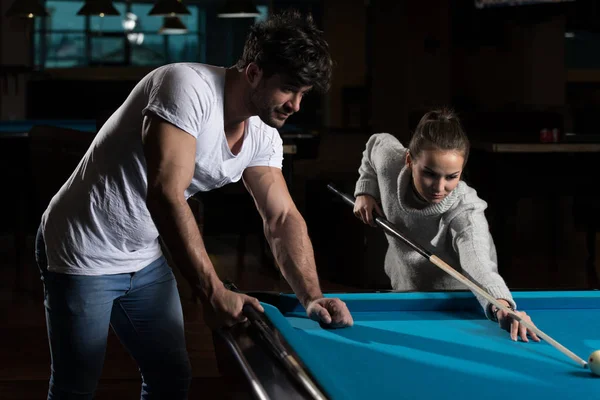 Couple Playing Pool At The Bar — Stock Photo, Image