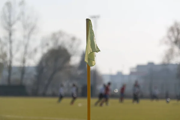 Futbol saha köşe bayrak — Stok fotoğraf