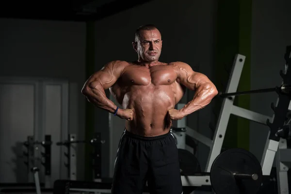 Portrait Of A Physically Fit Muscular Mature Man — Stock Photo, Image