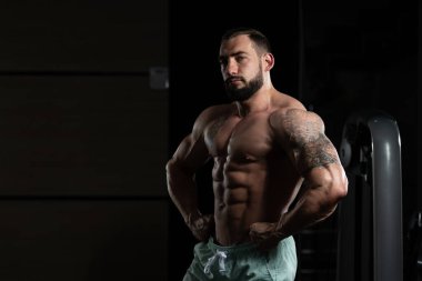 Sağlıklı bir insan altı paketi ile