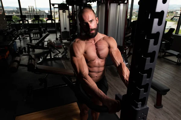 Mann Trainiert Fitnessstudio Fitness Breaking Entspannen Halten Gesunder Lebensstil Bodybuilding — Stockfoto