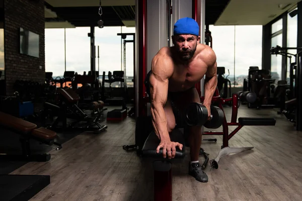 Muscular Fitness Bodybuilder Doing Heavy Weight Exercise Back Dumbbell Gym — Stock Photo, Image