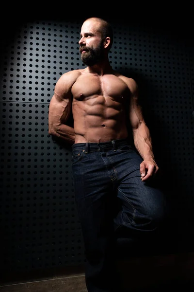 Portrait Young Physically Fit Man Showing His Well Trained Body — Stock Photo, Image