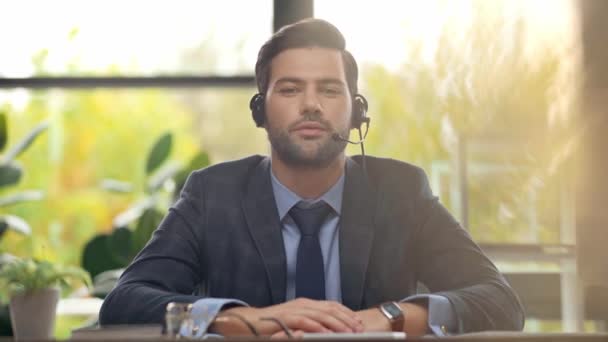 Handsome Operator Headset Talking Office — Stock Video