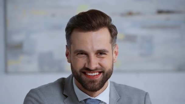 Happy Bearded Businessman Smiling Office — Stock Video