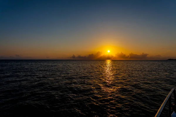 カリブの海に沈む夕日 ストックフォト