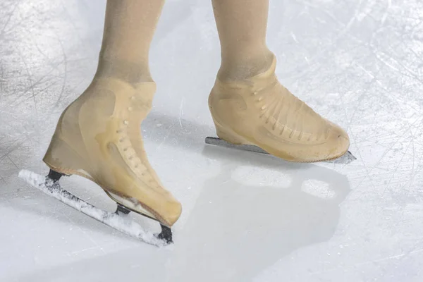Artistiek schaatsen, schaatsen, izmir — Stockfoto