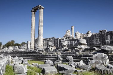 Apollon Tapınağı Didyma Antik şehir, Aydın, Türkiye içinde görünümünü.