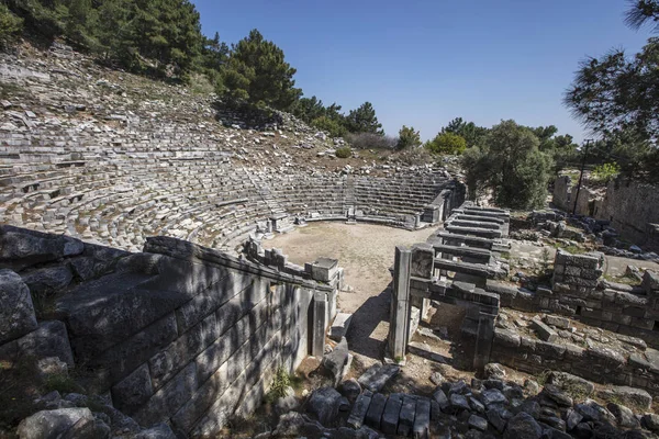 ซากปรักหักพังของเมืองโบราณของพรีน ประเทศตุรกี — ภาพถ่ายสต็อก