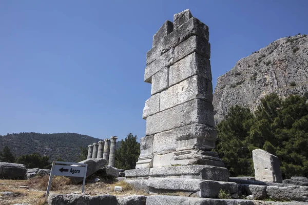 Ruinas de la antigua ciudad de Priene, Turquía — Foto de Stock