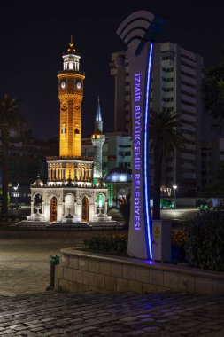 Izmir Saat Kulesi. Ünlü Saat Kulesi Izmir'in sembolü haline geldi.