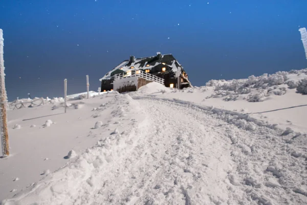 Kış manzarası Polonya Dağları Dev Dağlar