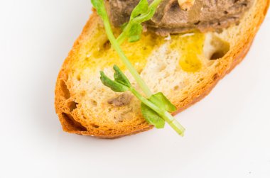 Tavuk karaciğer pate lezzetli bruschetta.