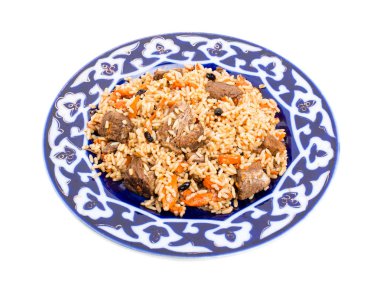 Et ve kuru kayısı ile güzel kokulu pilav.