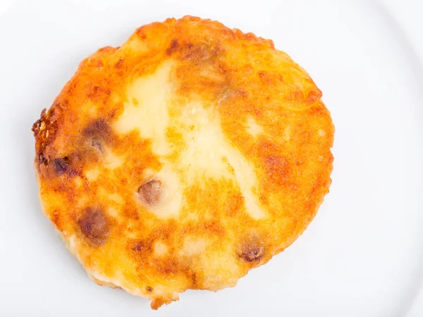 Fried battered chicken cutlet with mushrooms. — Stock Photo, Image