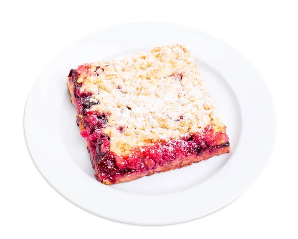 Pudra şekeri ile lezzetli vişneli tart.