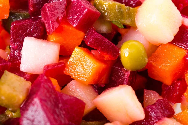 Rus pancar salatası salata sosu.